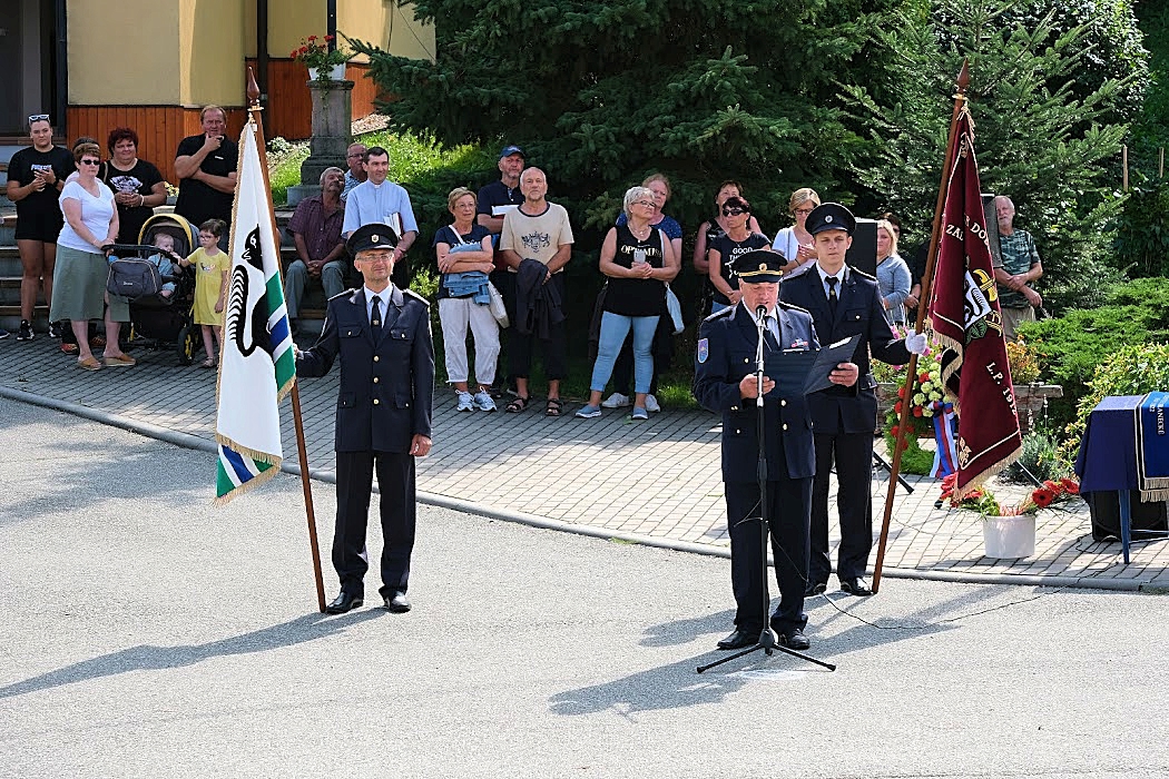 Oslavy výročí v Kunčině Vsi - 630 let od první písemné zmínky o obci a 110 let od založení místního hasičského sboru.