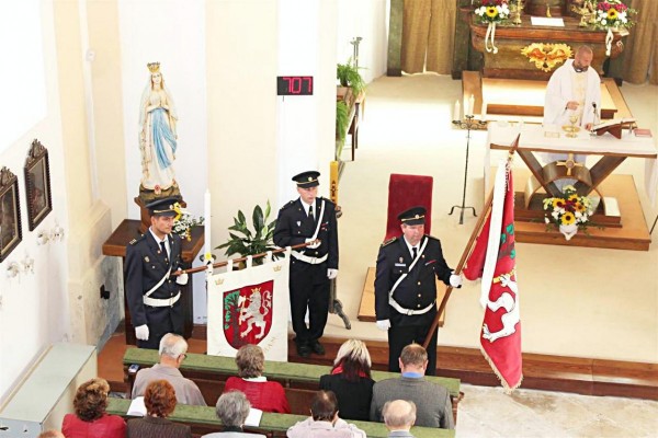 Představení vyšívaných symbolů městyse Uhelná Příbram