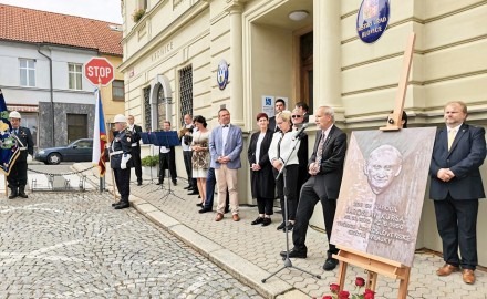 Dnes uplynulo již 145 let od narození Jaroslava Kursy, autora československé vlajky 