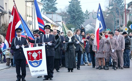 Slavnostní žehnání obecního znaku a praporu, obec Řečany nad Labem