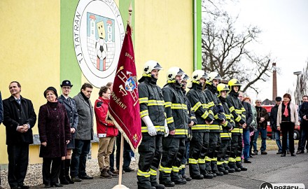 Předání vyšívaného praporu SDH Podbořany