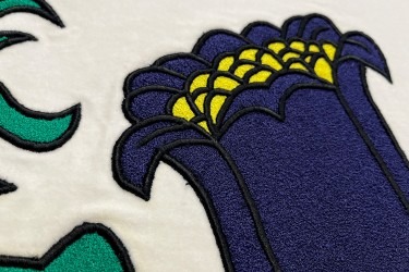 Detail ruční výšivky