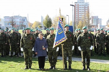 Praporu vyhotovený pro rotu aktivních záloh Krajského vojenského velitelství Zlín.