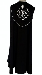 Bohatě zdobený liturgický oděv -  pluviál
